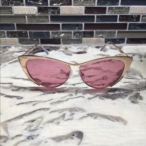 Trendy cat eye sunglasses